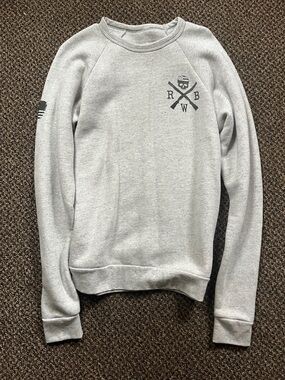 Light Gray Men's Crewneck Sweatshirt - Casual Everyday Sweater size small NWOT